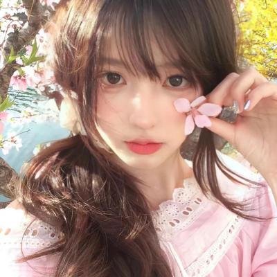 色肉毒蝎女 封面